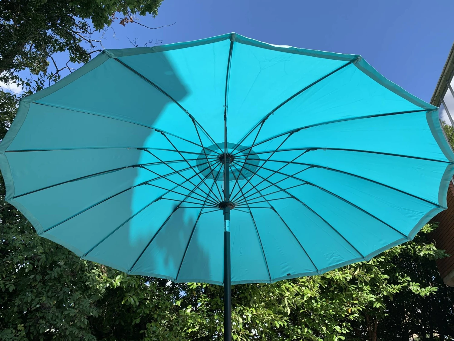 Katie Blake Sturdi 2.7m Shanghai Parasol Aqua 6 Katie Blake Sturdi 2.7m Shanghai Parasol Aqua - Image 4