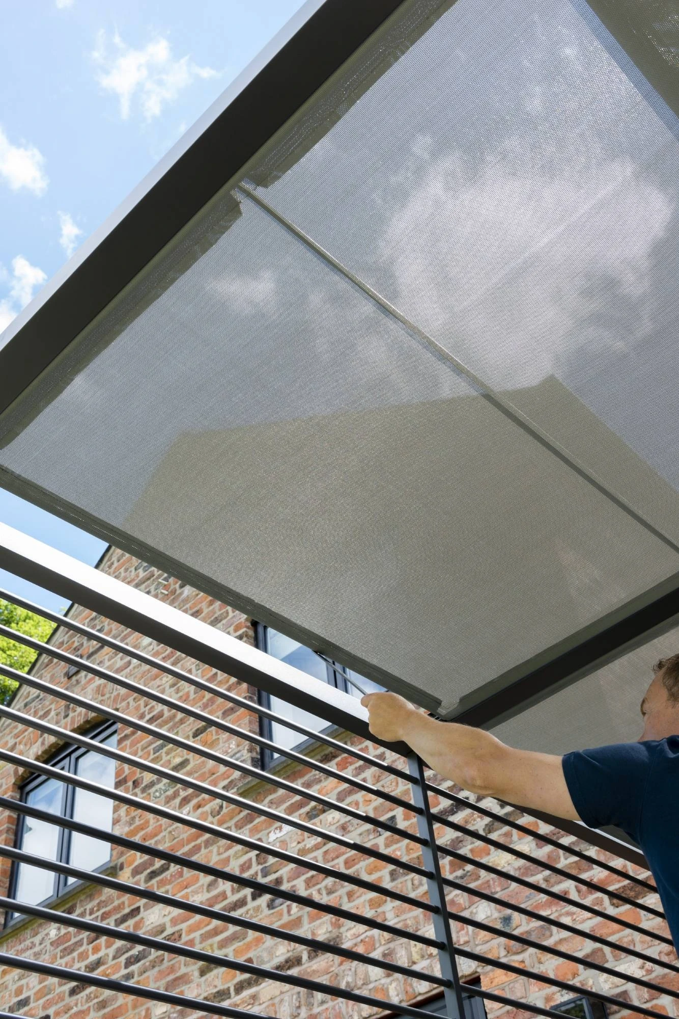 Drayton 2.8m X 2.8m Sliding Roof Gazebo 5 Drayton 2.8m X 2.8m Sliding Roof Gazebo - Image 3