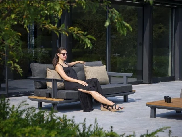 LIFE Industry 2.5 Seater Sofa Bench Lava/Carbon 3 LIFE Industry 2.5 Seater Sofa Bench Lava/Carbon