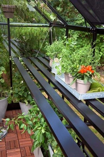 Halls Greenhouses Integral Staging For The Qube/Qube+ Models 3 Halls Greenhouses Integral Staging For The Qube/Qube+ Models